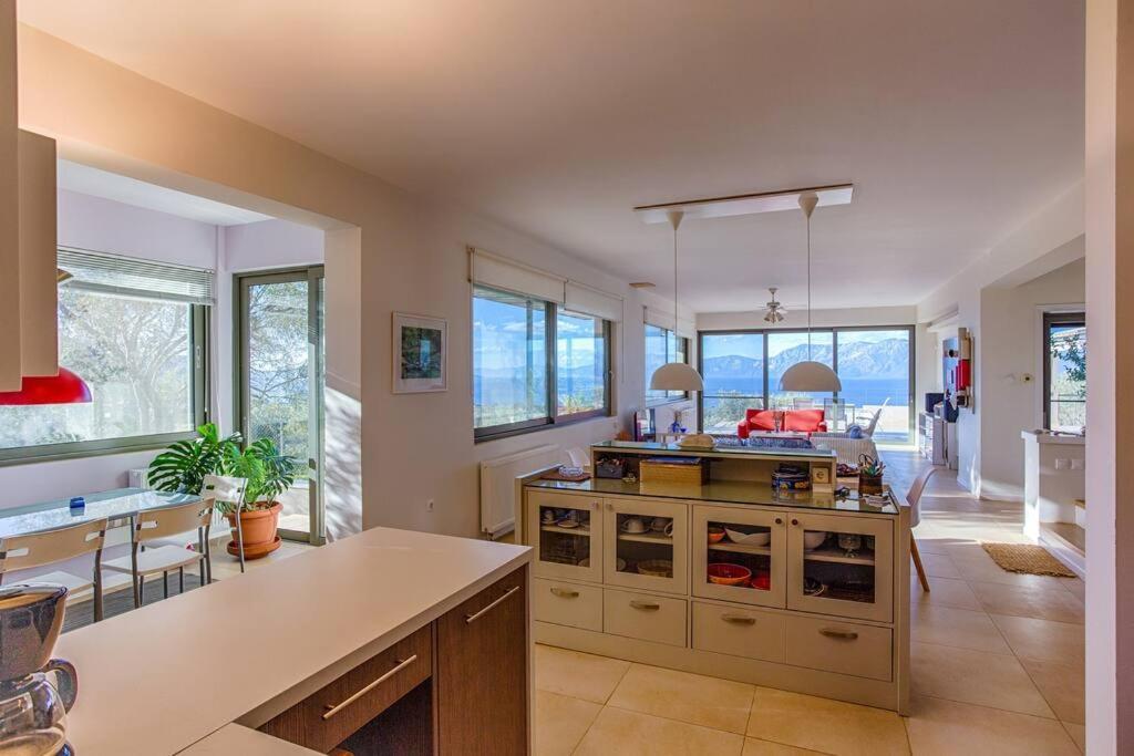 Panoramic View Summerhouse Loukissia ภายนอก รูปภาพ