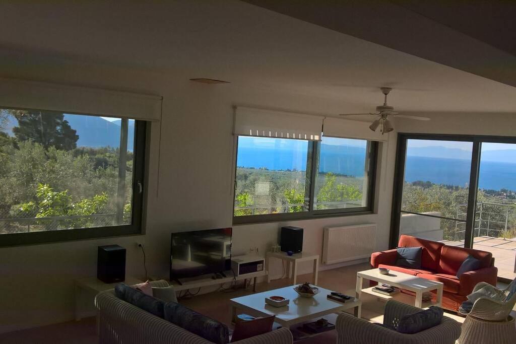 Panoramic View Summerhouse Loukissia ภายนอก รูปภาพ
