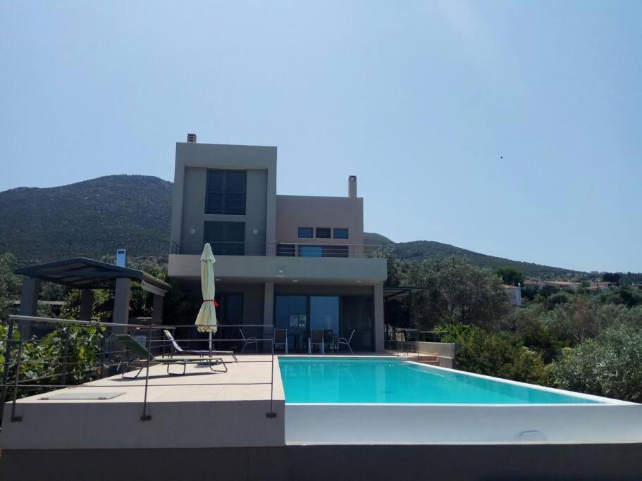 Panoramic View Summerhouse Loukissia ภายนอก รูปภาพ